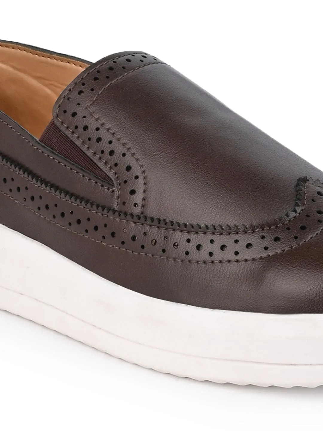 Esmee Metro Ease Sneakers for Women - Brown
