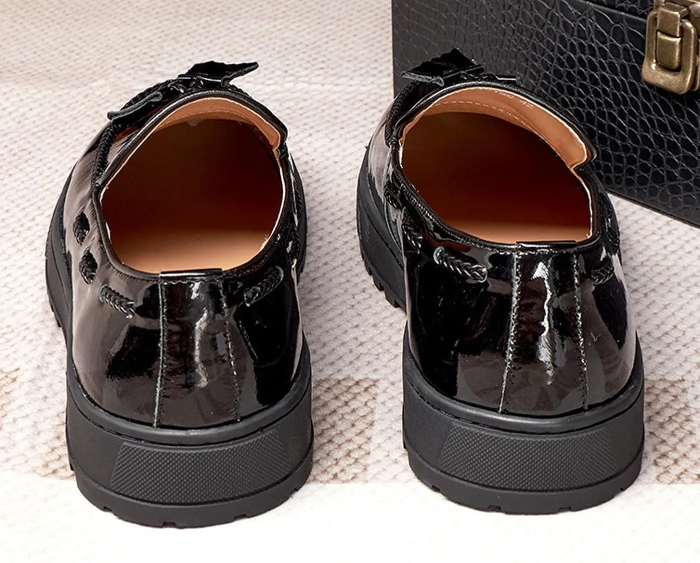 Mens Tassel Loafers Dress Casual Slip On Shoes Patent Leather Prom Suit Shoes Wedding Business Mocasines Fashion Penny Loafers Tuxedo Shoes for Men