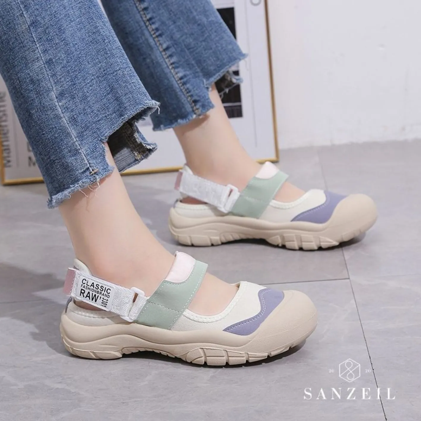 Nanccy - Women's Hollow Hook Flat Air-Cushioned Slip-On Sandals