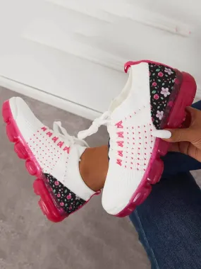 Simple and breezy Sneakers