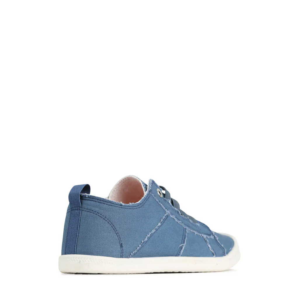 VAIL LOW TOP SNEAKERS